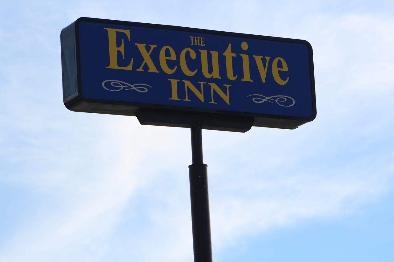 The Executive Inn & Suites أماريلو المظهر الخارجي الصورة